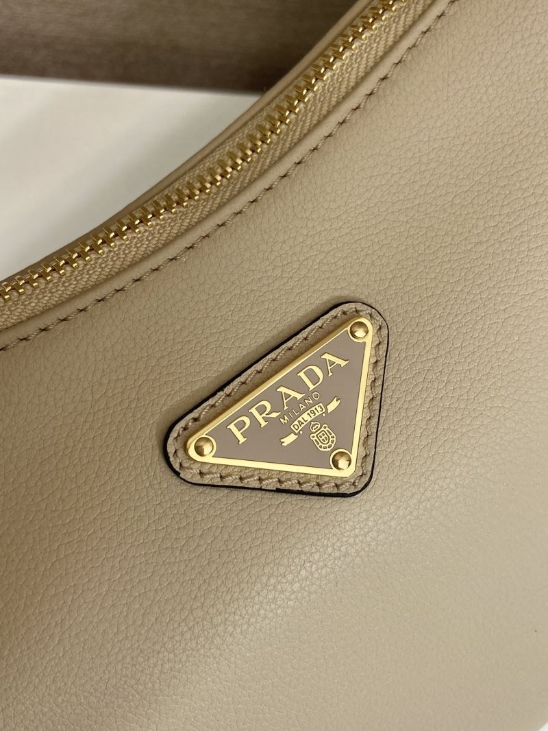 Pra*a hobo bags